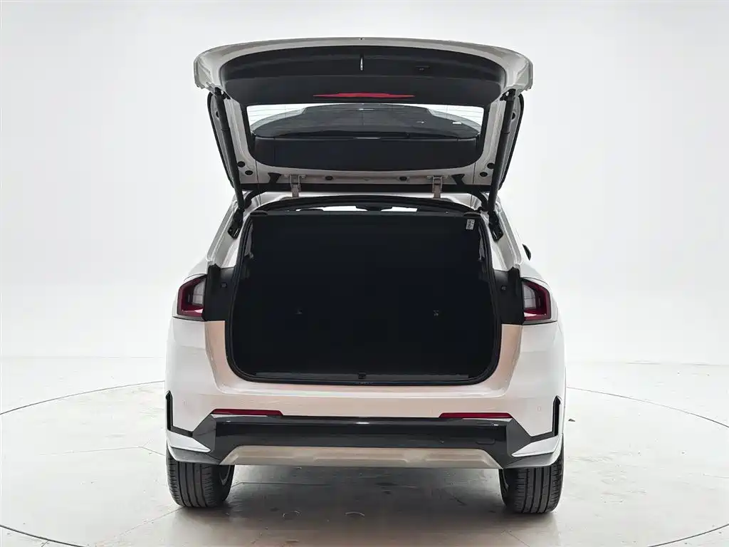 BMW X1 2023 sDrive20Li X Design Package фото 5