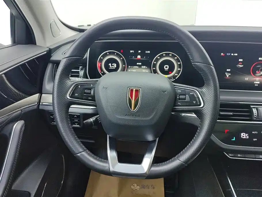 Hongqi HS5 2022 Facelift 2.0T Smart Flag Enjoyment Edition фото 15