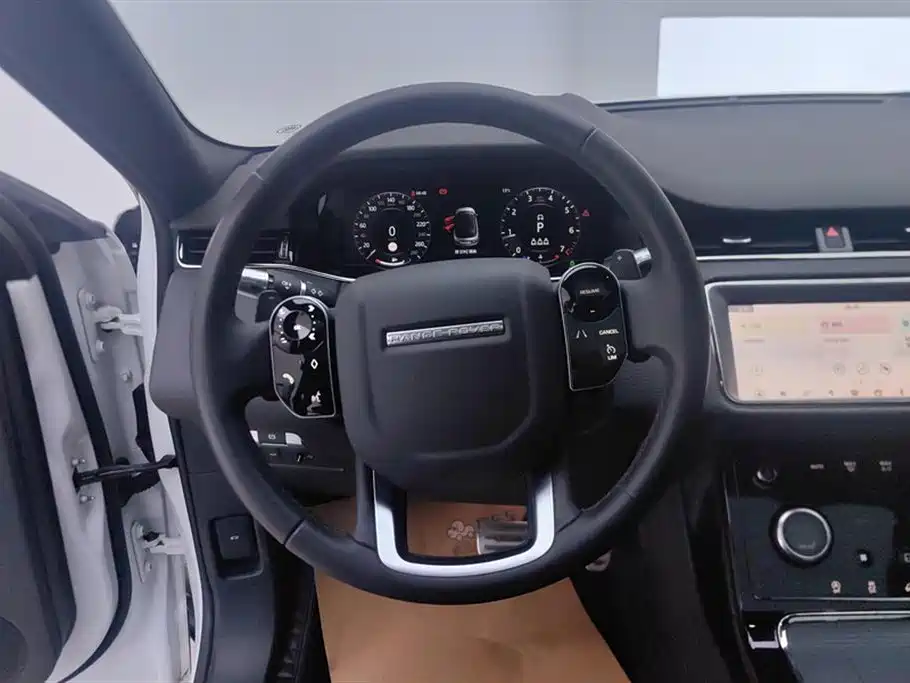 Land Rover Range Rover Evoque 2020 Model 249PS R-DYNAMIC S Gloss Black Sport Edition фото 15