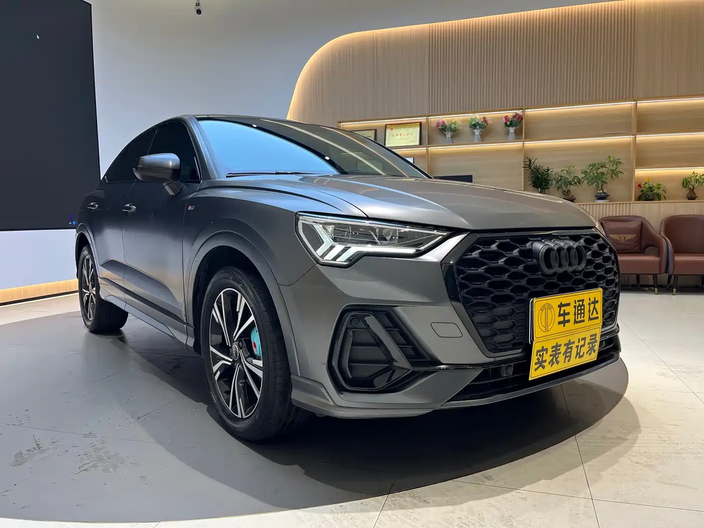 Audi Q3 Sportback 2022 40 TFSI Fashion фото 7