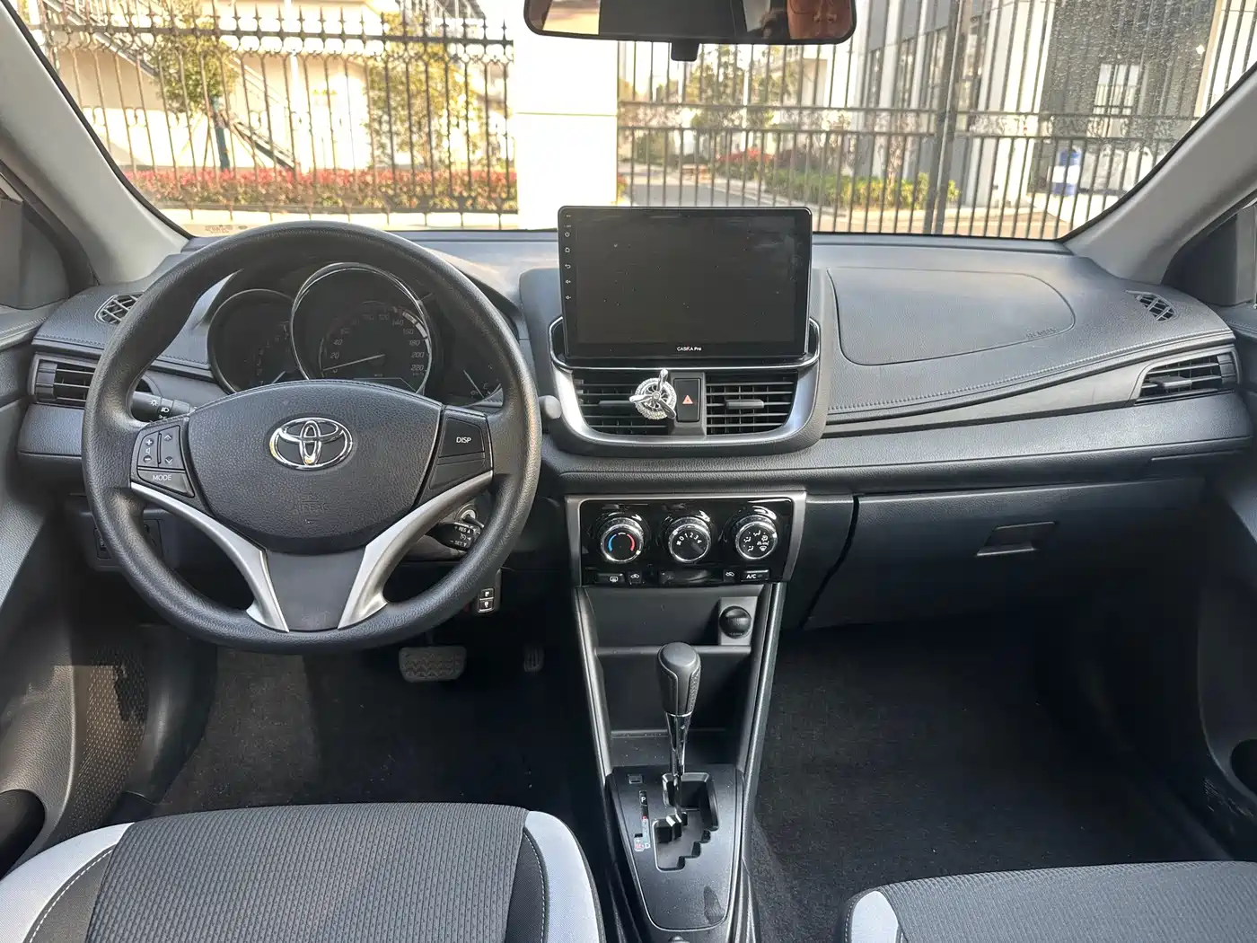 Toyota YARiS L Zhi Xuan 2022 1.5L CVT Leading PLUS Edition фото 9