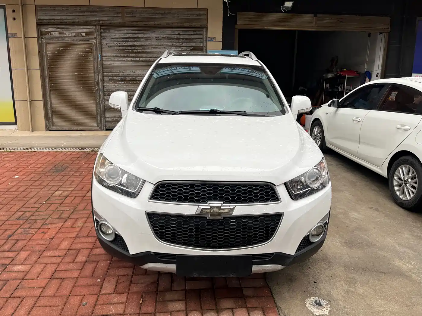 Chevrolet Captiva 2014 2.4L 2WD Urban 7-seater фото 14