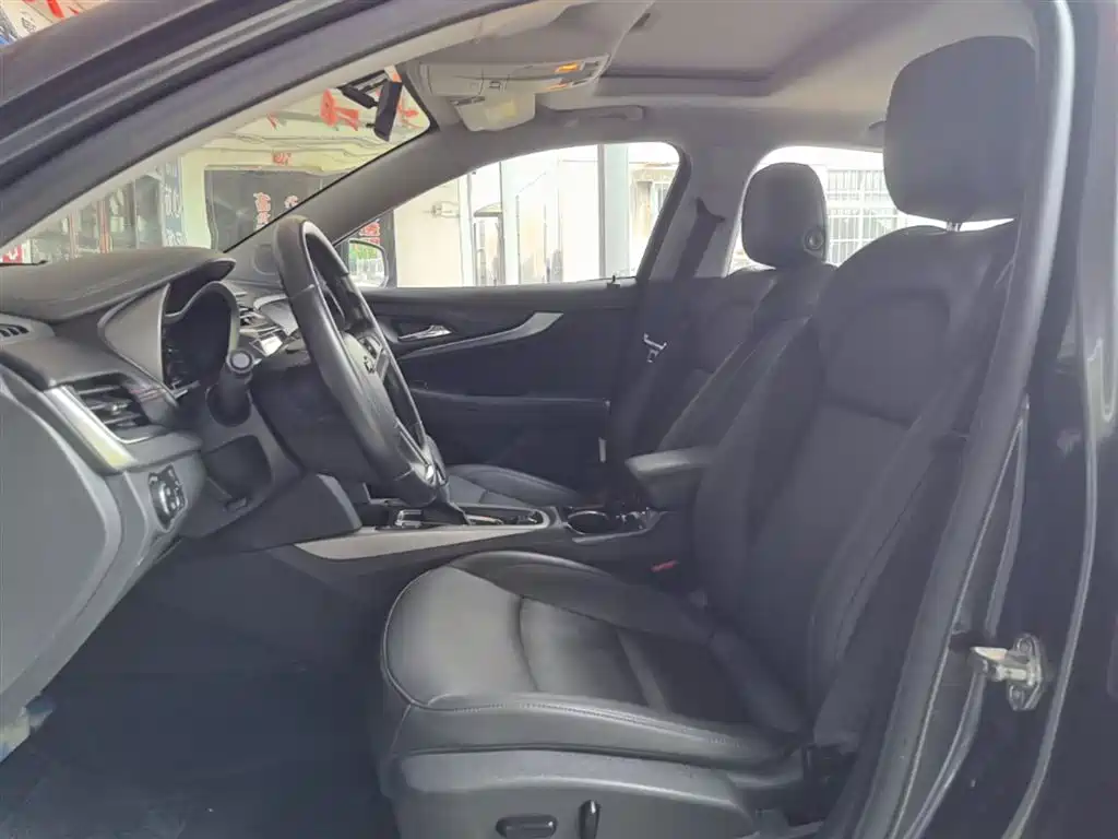 Chevrolet Malibu 2017 1.5T Automatic Luxury Edition фото 15