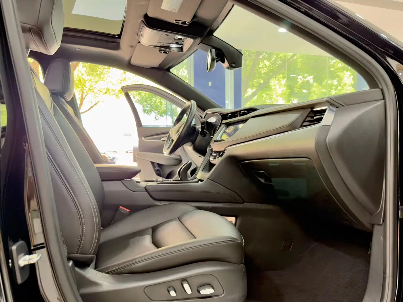 CADILLAC XT5