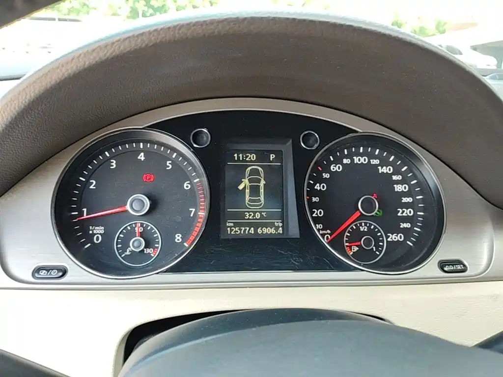 Volkswagen Magotan 2013 1.8TSI Luxury фото 12