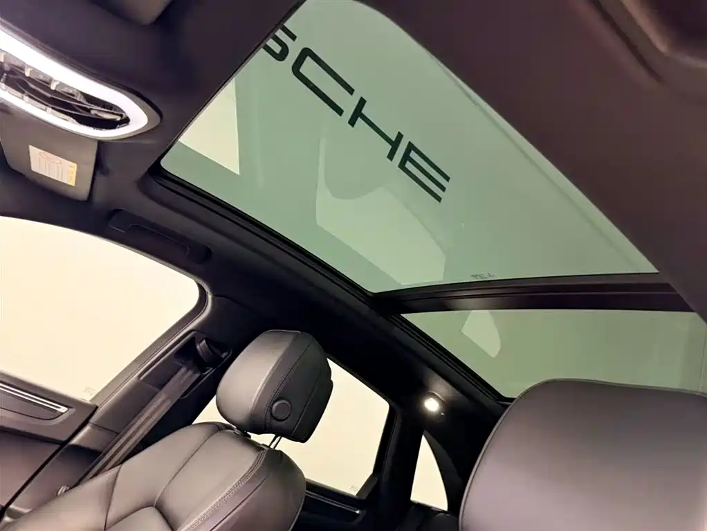 Porsche Macan 2023 Macan 2.0T фото 18