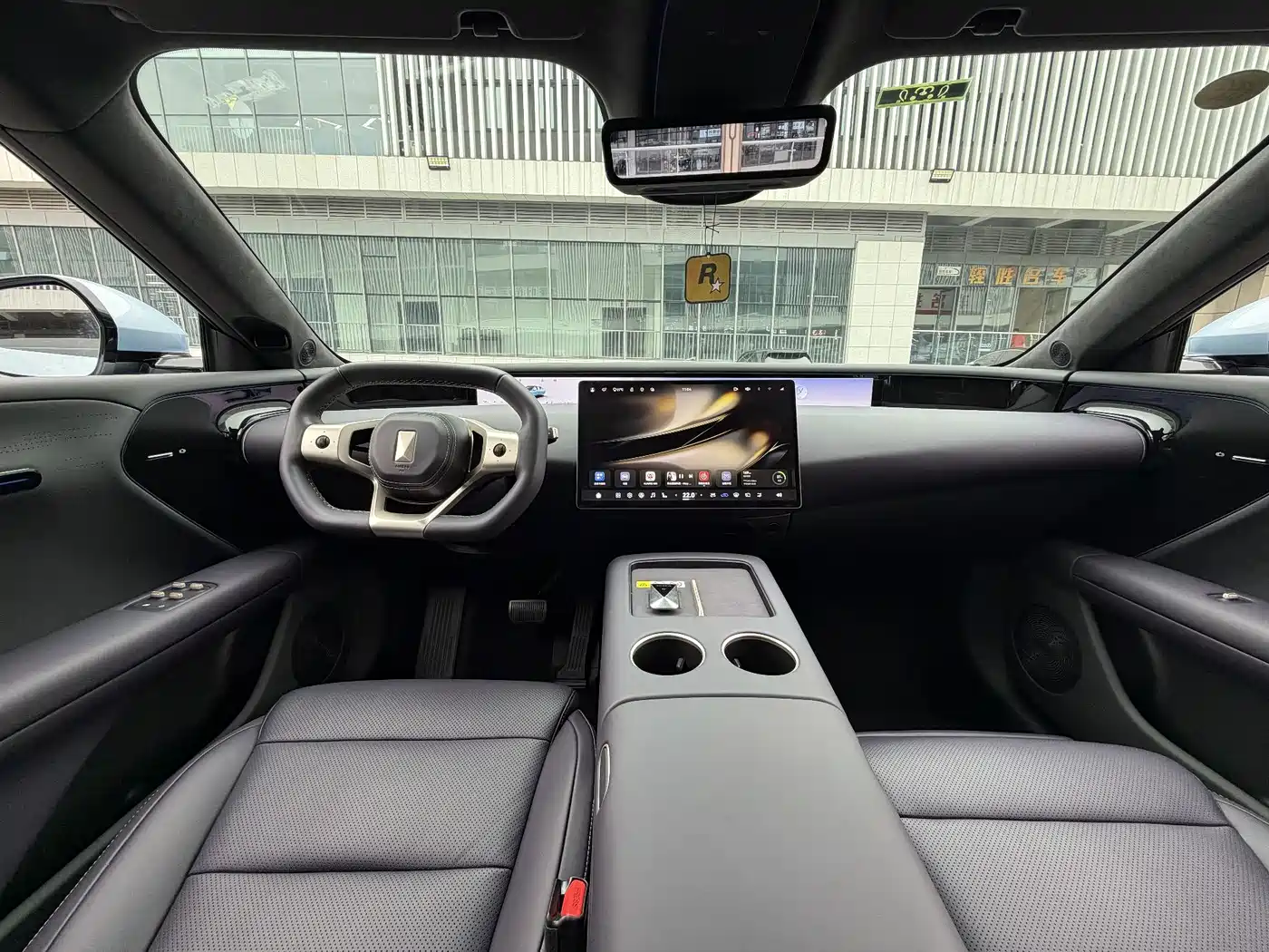 Avatr 07 2025 2026 model Ultra EV AWD