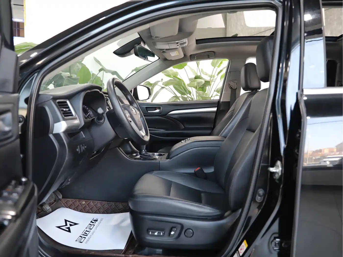 Toyota Highlander 2018 2.0T 4WD Luxury 7-seater China VI фото 6