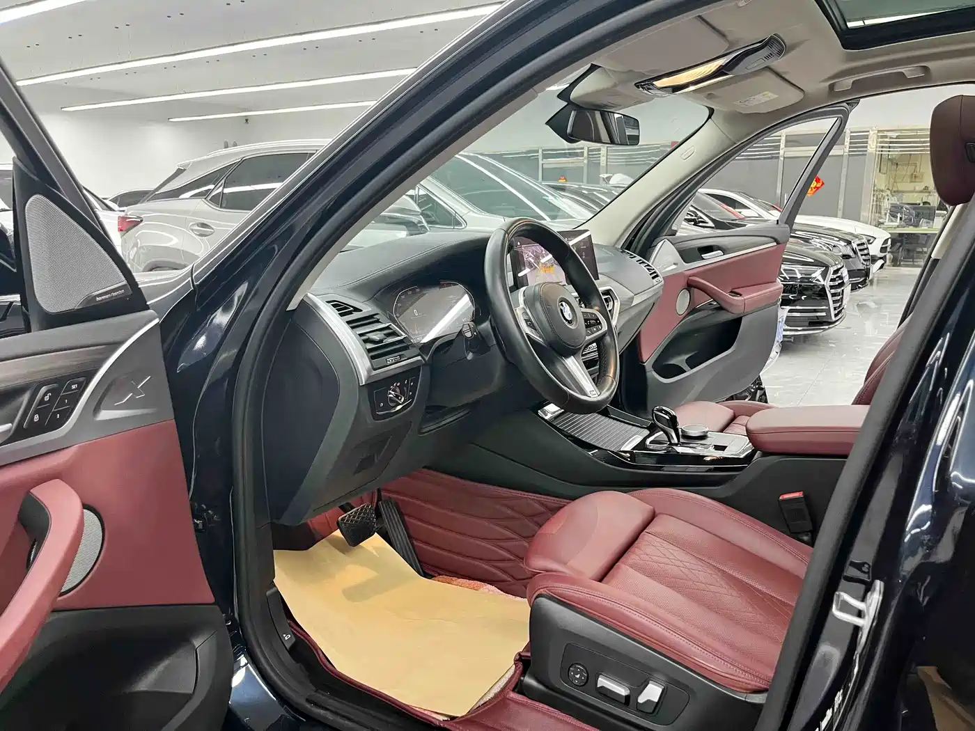 BMW X3 2022 xDrive30i Leading M Night Package фото 7