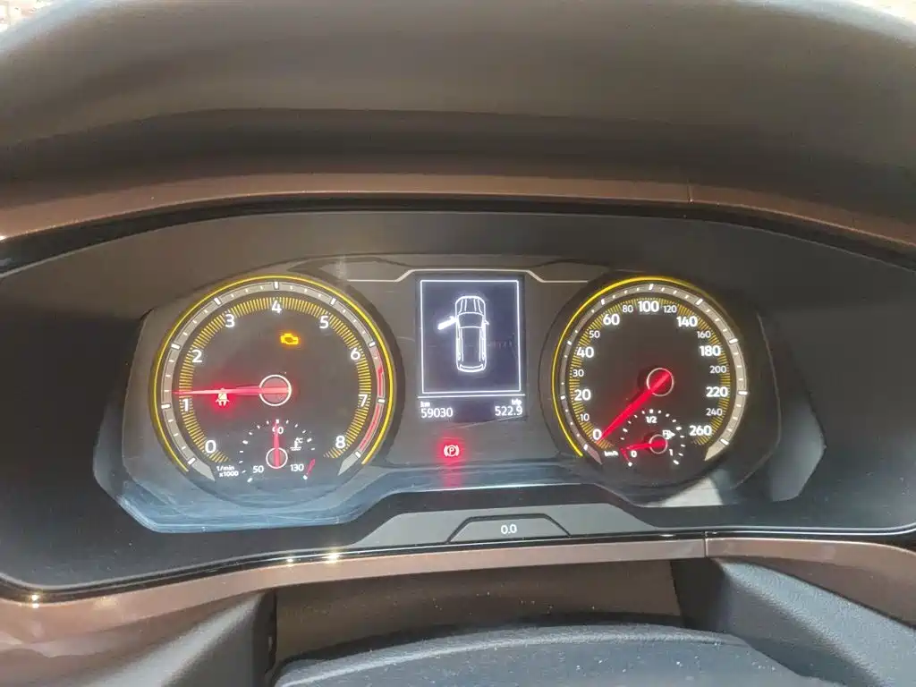 صورة 7 - Volkswagen Tharu