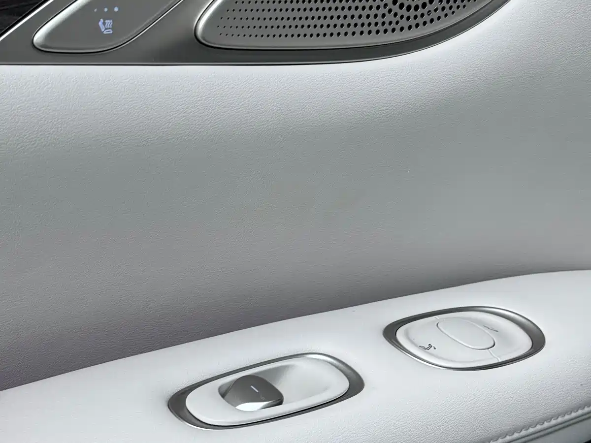 ZHIJI AUTOMOBILE ZHIJI LS7