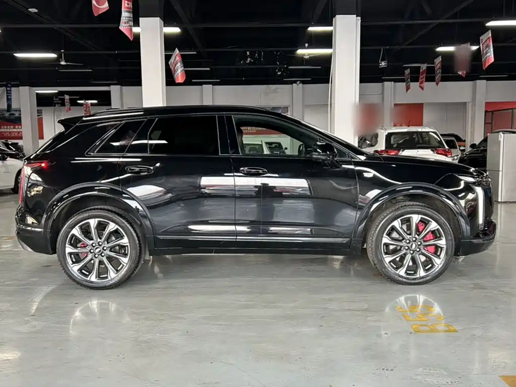 Cadillac XT5 2024 2025 Model 2.0T Platinum