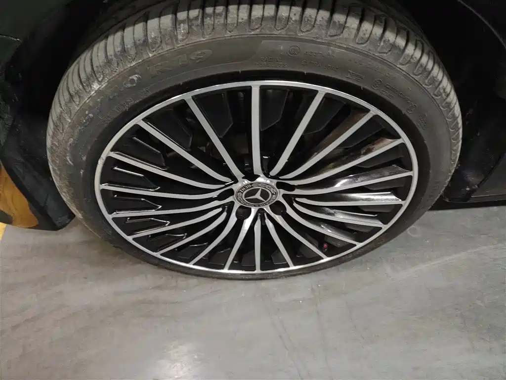 Mercedes-Benz E-Class 2016 E 300 L Fashion Type фото 24