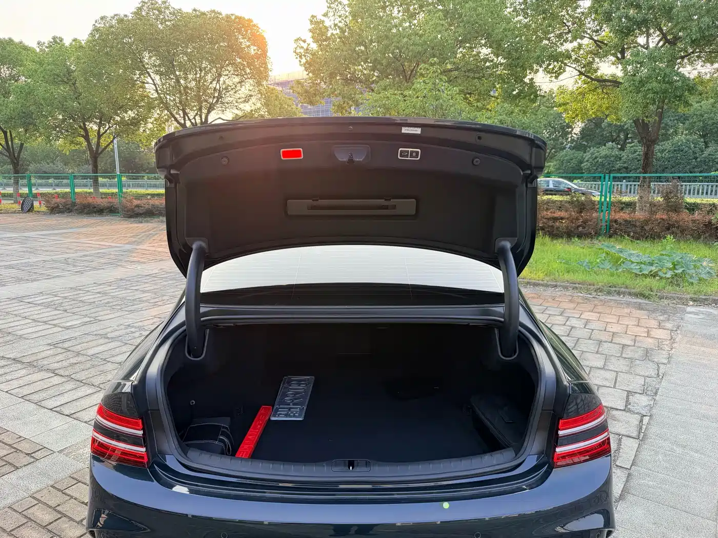 Genesis G80 2024 2024 2.5T RWD Luxury