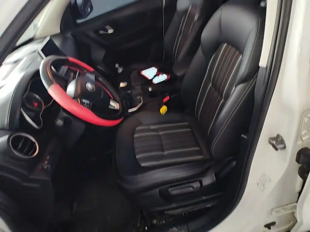 Besturn X40 2018 2017 1.6L Manual Luxury