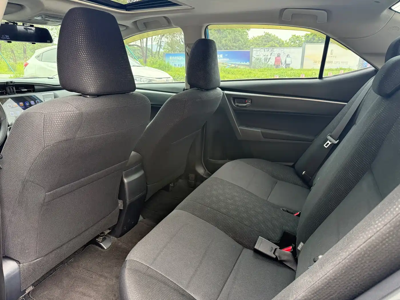 Toyota Levin 2017 Facelift Hybrid 1.8H GS E-CVT Elite Sunroof Edition China V фото 10
