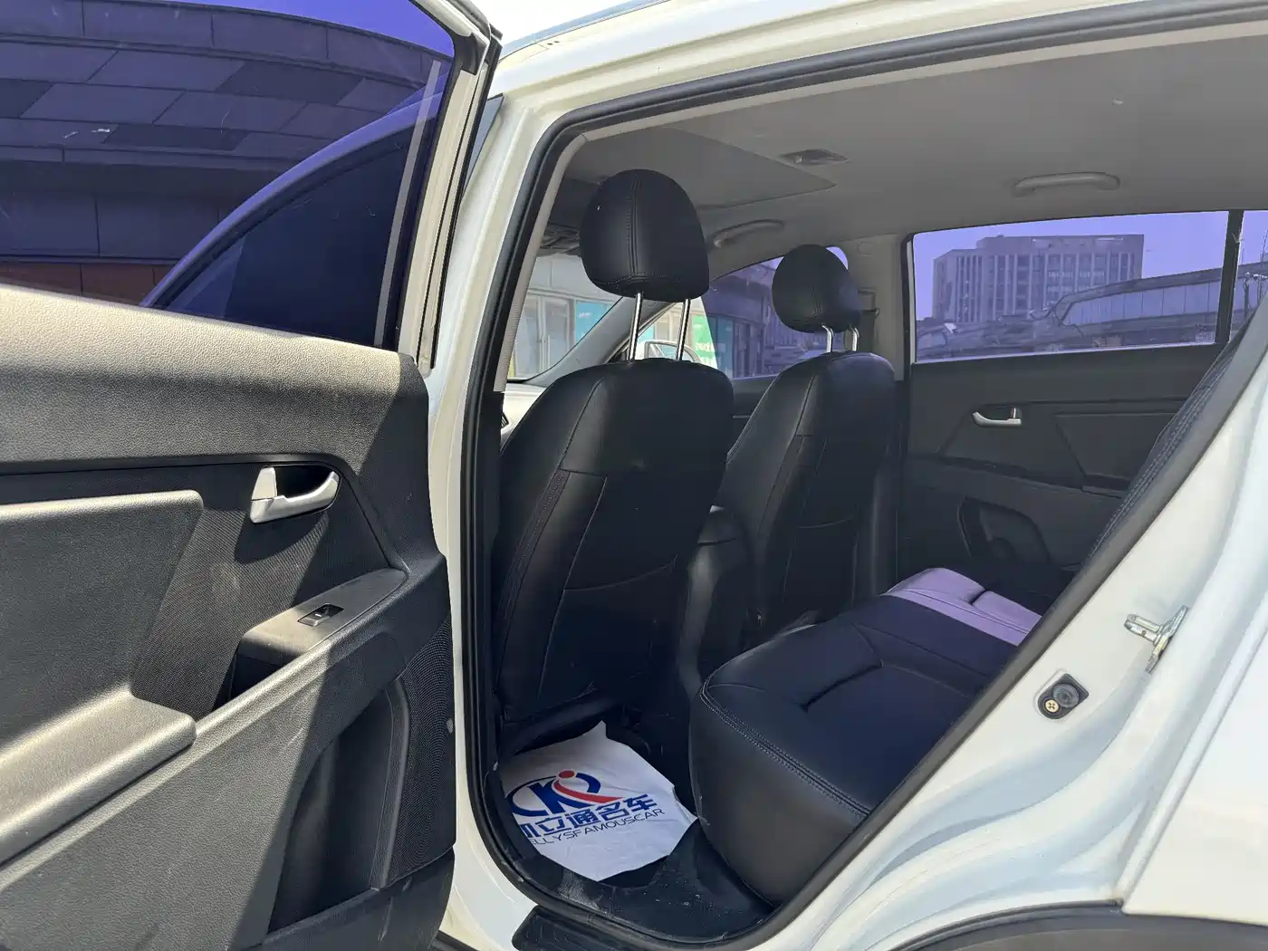 Kia Sportage 2016 2.0L Automatic 2WD GL фото 8