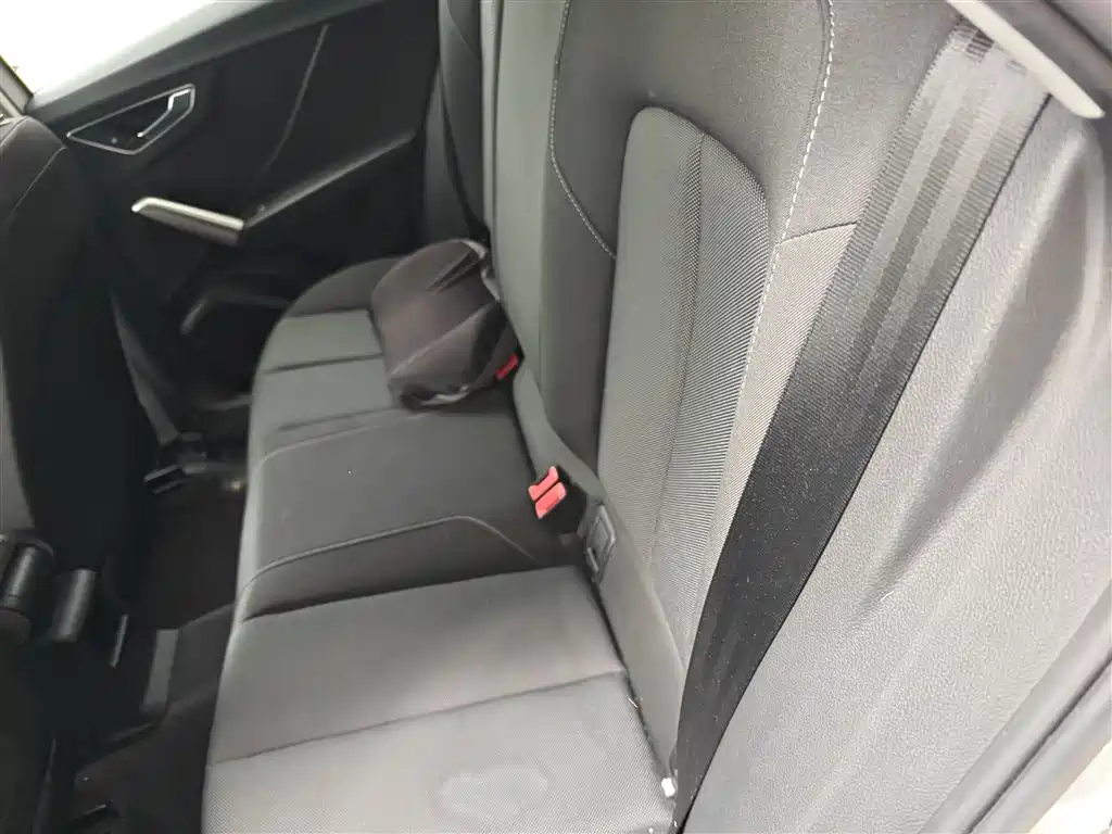 Audi Q2L 2020 35 TFSI Progressive Dynamic Model фото 17