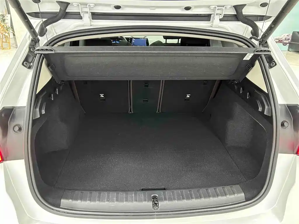 BMW X1 2023 sDrive20Li X Design Package фото 16