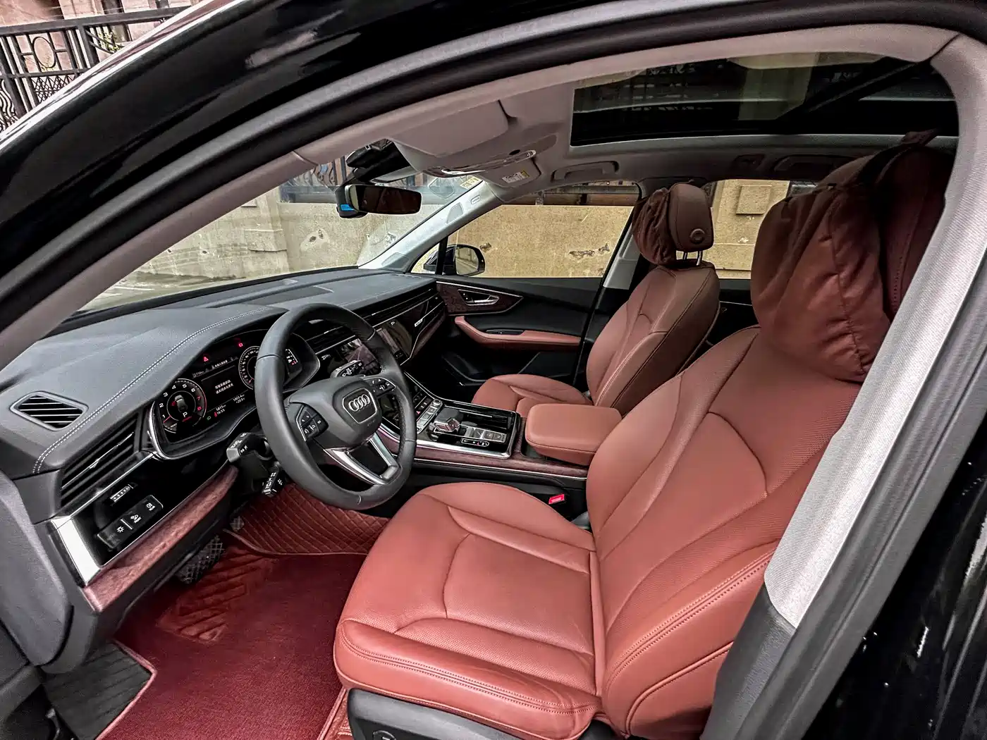 AUDI Q7
