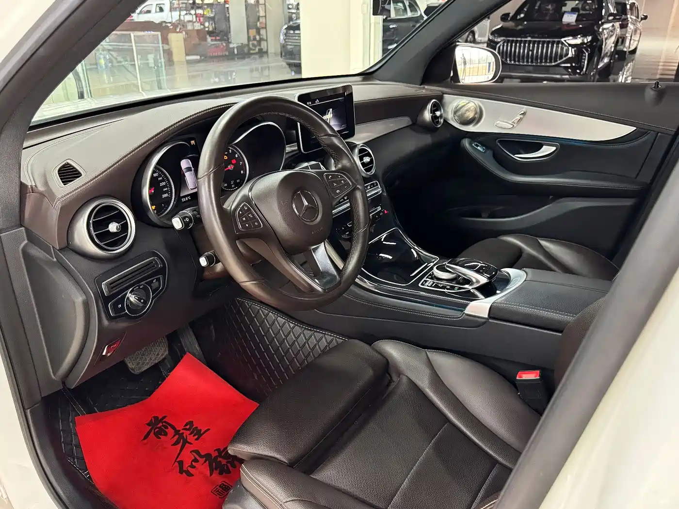 Mercedes-Benz GLC 2019 Model GLC 200 L 4MATIC фото 7