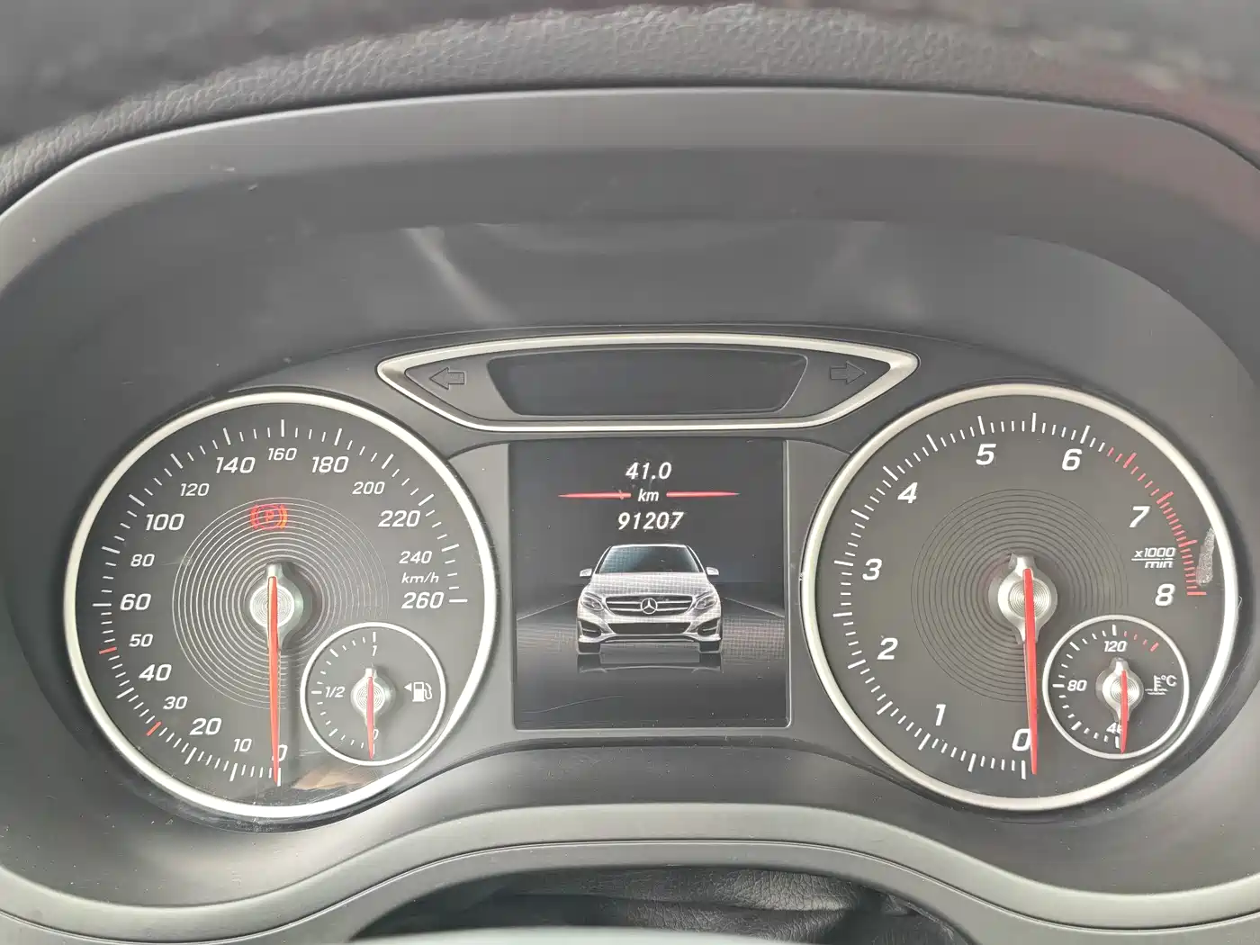 Mercedes-Benz B-Class 2016 B 180 фото 20