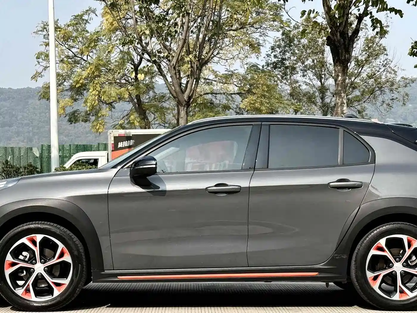 Lynk & Co 02 2018 Model 1.5T DCT 2WD Yao Pro Edition China V фото 4