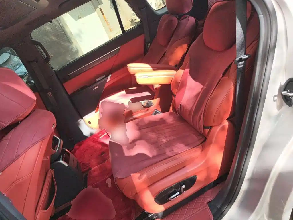 Dongfeng Yipai eπ008 2025 2025 210Max Ruyi Edition 6-Seater