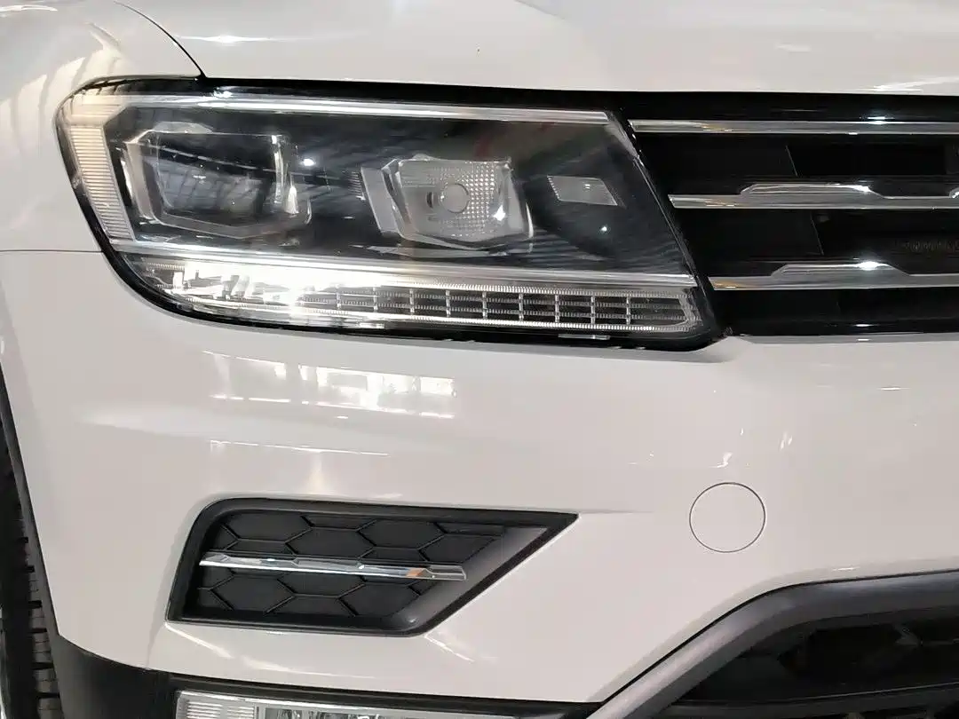 Volkswagen Tiguan L 2020 330TSI Auto 2WD Trend China VI фото 9
