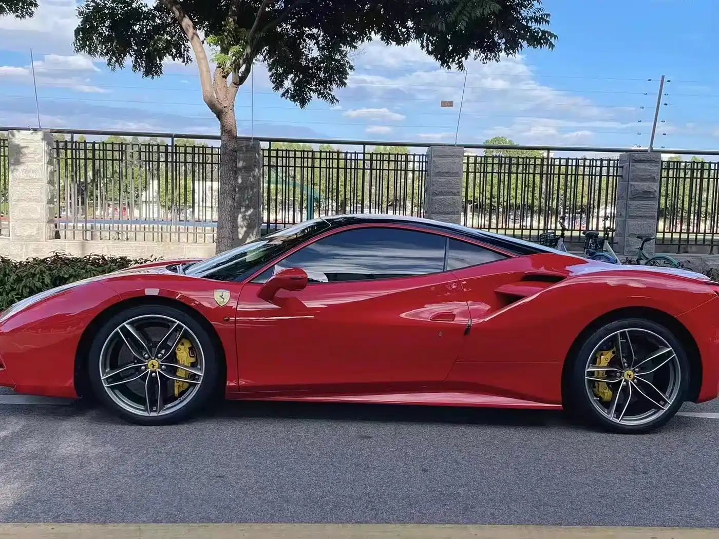 Ferrari 488 2015 488 GTB фото 9
