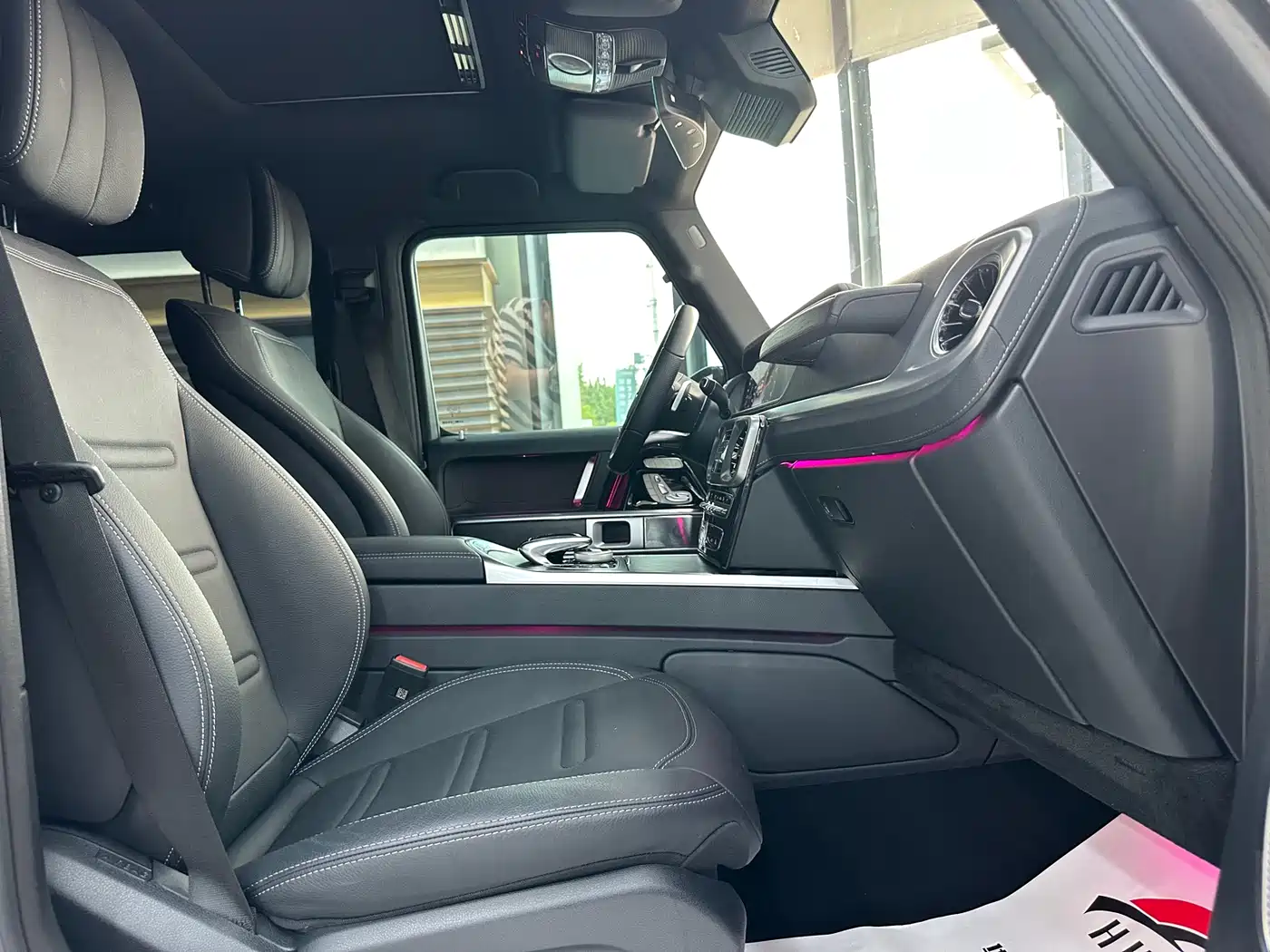 Mercedes-Benz G-Class 2024 G 350 фото 19