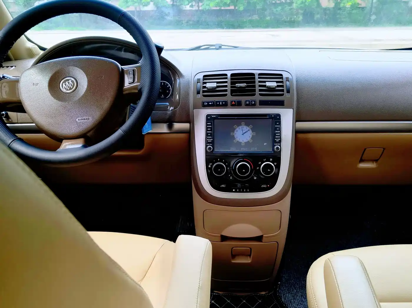 Buick GL8 2014 2.4L Comfort Edition фото 20