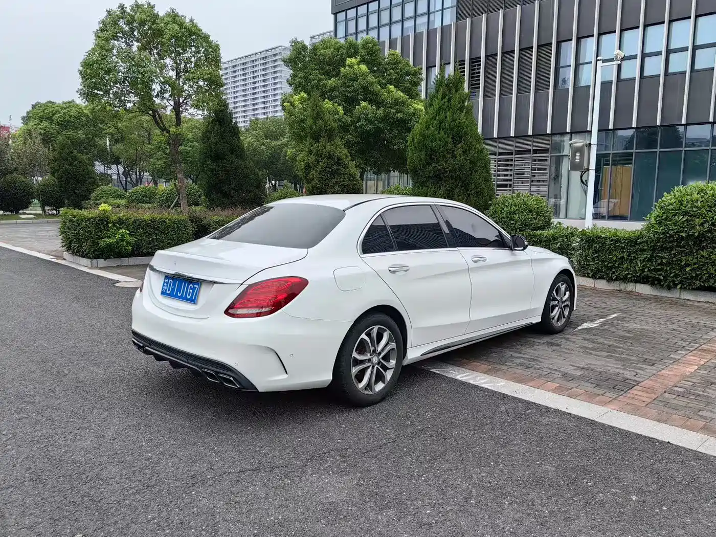 Mercedes-Benz C-Class 2016 C 180 L Sport фото 9