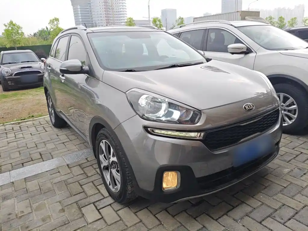 Kia KX3 Smart Run 2015 1.6L Automatic 2WD DLX фото 4
