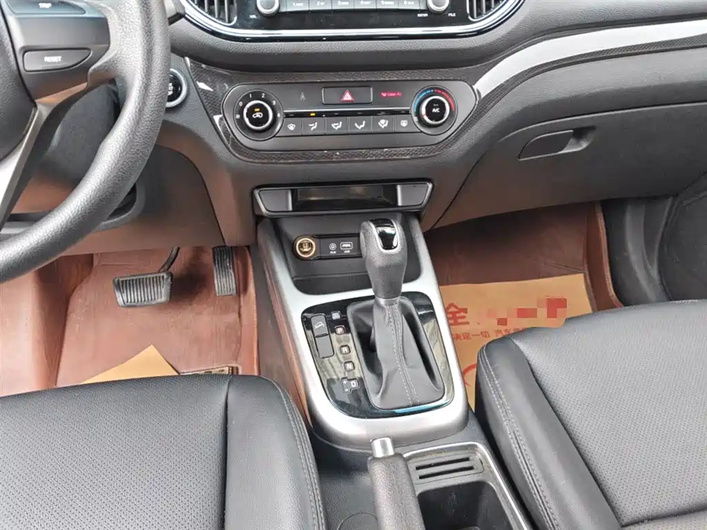 Kia KX3 Smart Run 2015 1.6L Automatic 2WD DLX фото 14