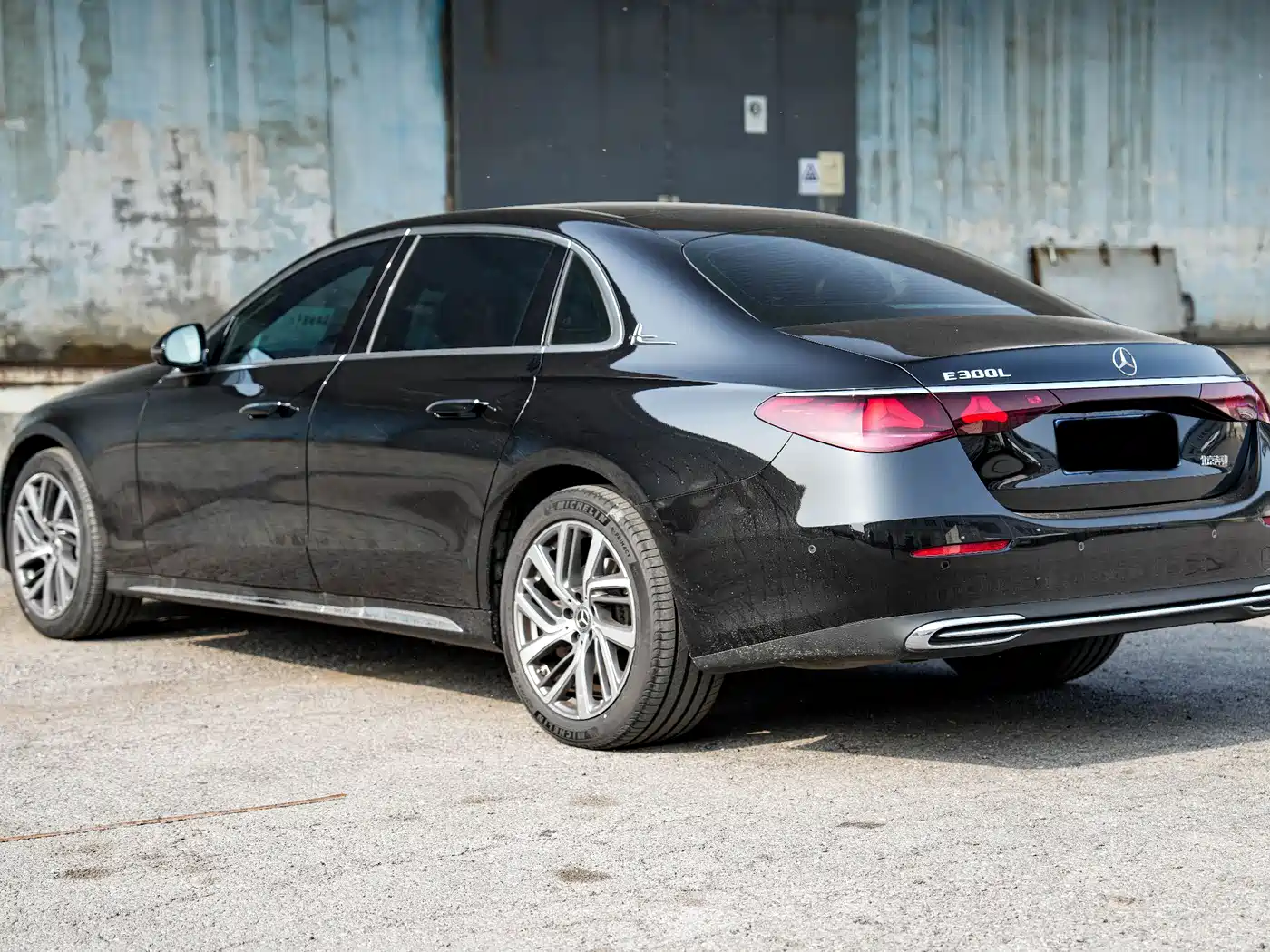 Mercedes-Benz E-Class 2024 E 300 L Fashion фото 7