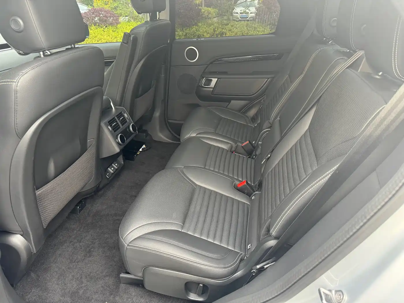Land Rover Discovery 2024 Model 360PS S фото 6