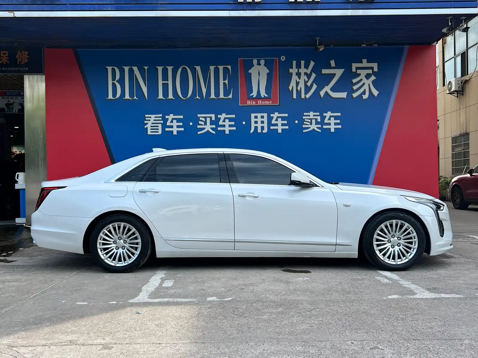 Фото 24 - Cadillac CT6