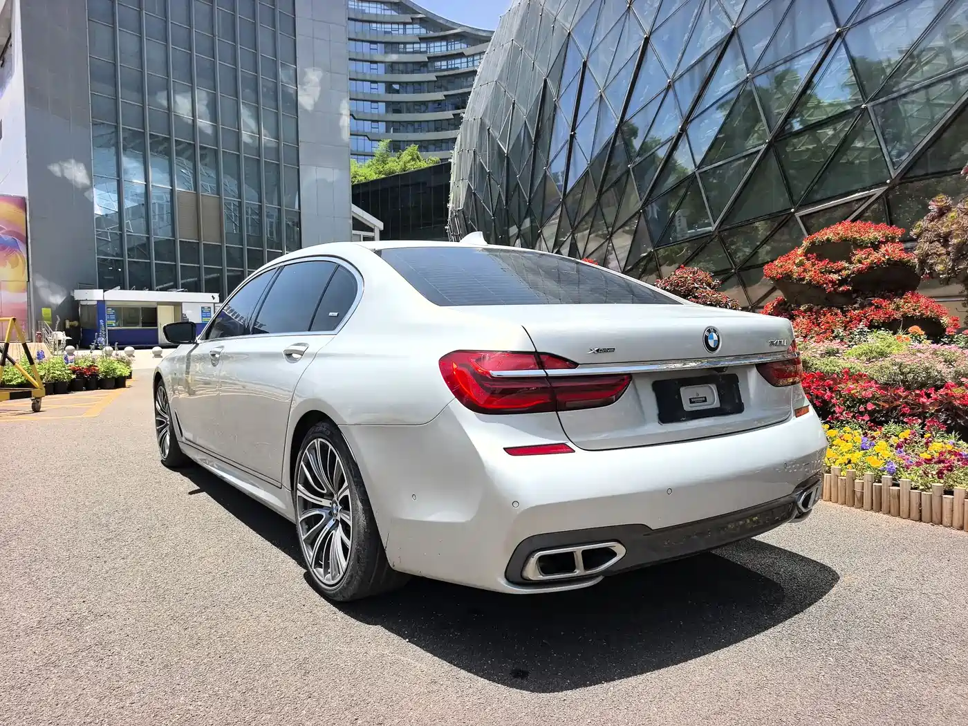 BMW 7 Series 2018 730Li Premium Type M Sport Package фото 23