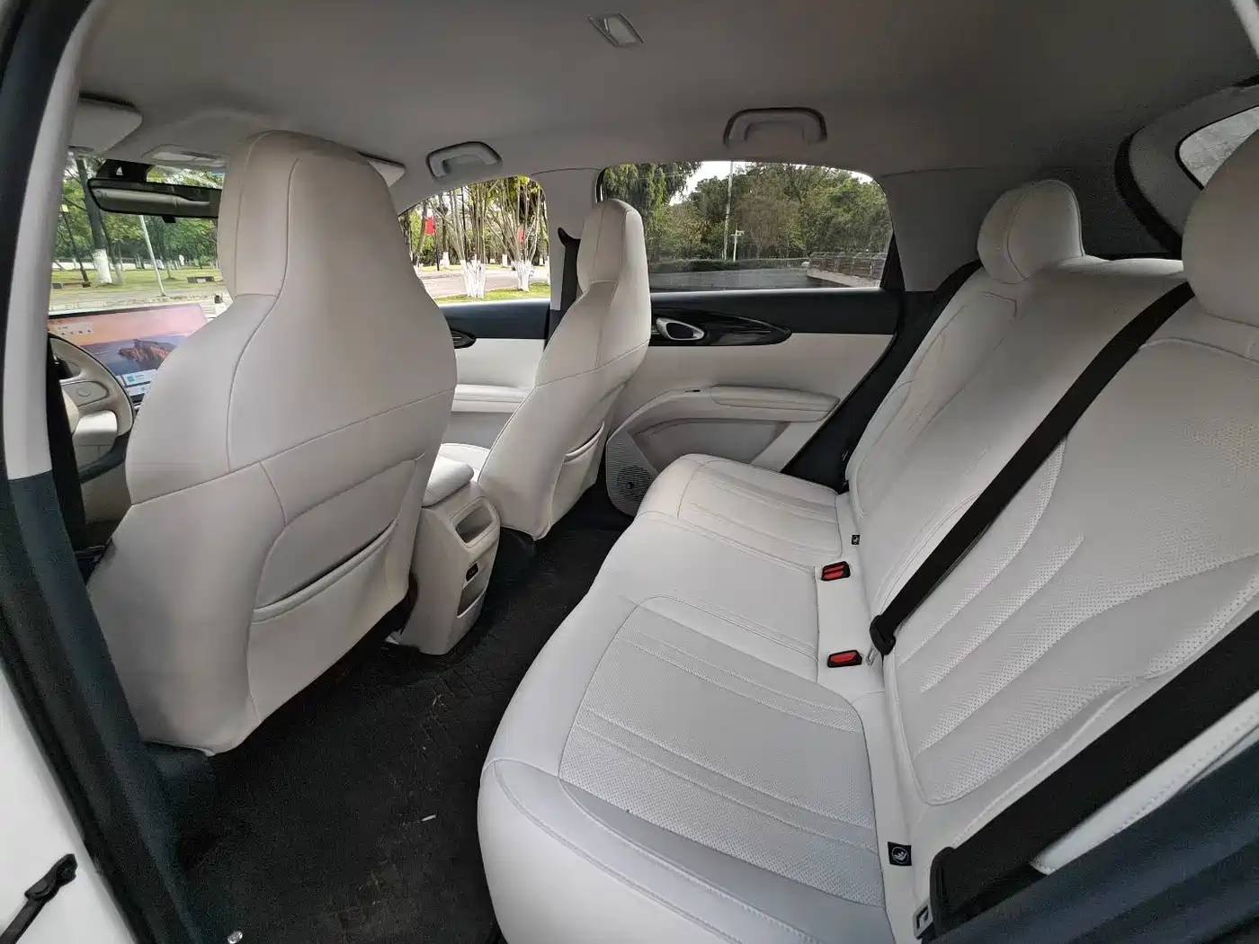 Geely Galaxy Starry Wish 2025 UP 410km Explorer+ Edition фото 6