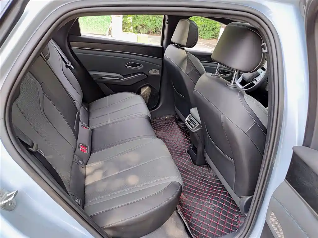 BYD Qin L 2025 DM-i Smart Drive Edition 120KM Surpassing фото 11