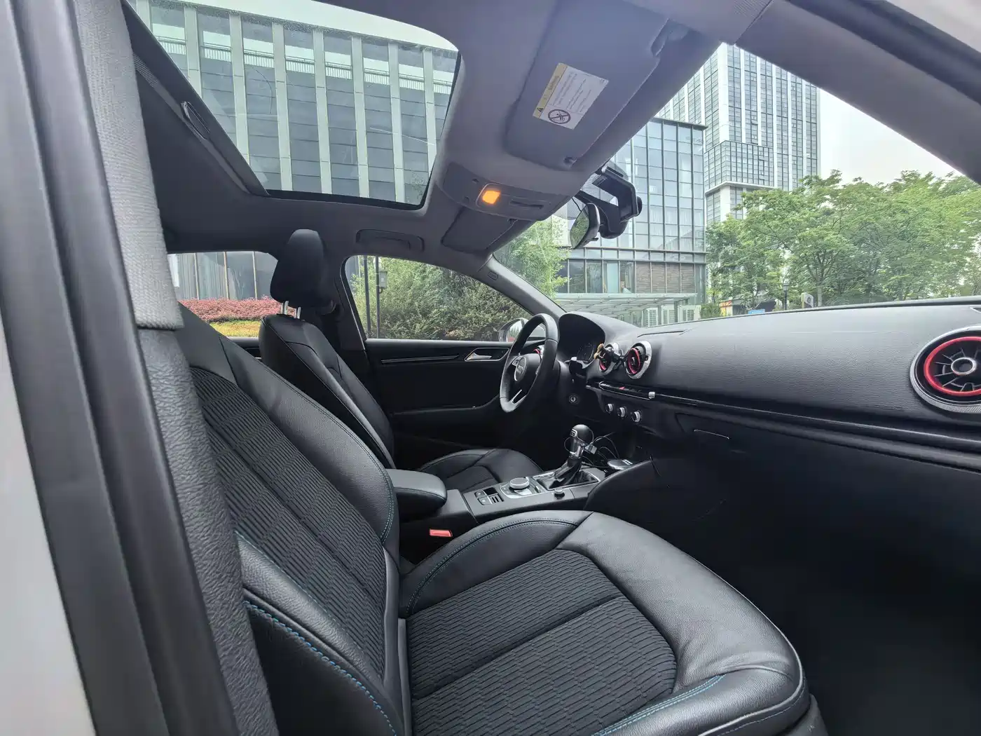 Audi A3 2017 Limousine 35 TFSI Fashion фото 9