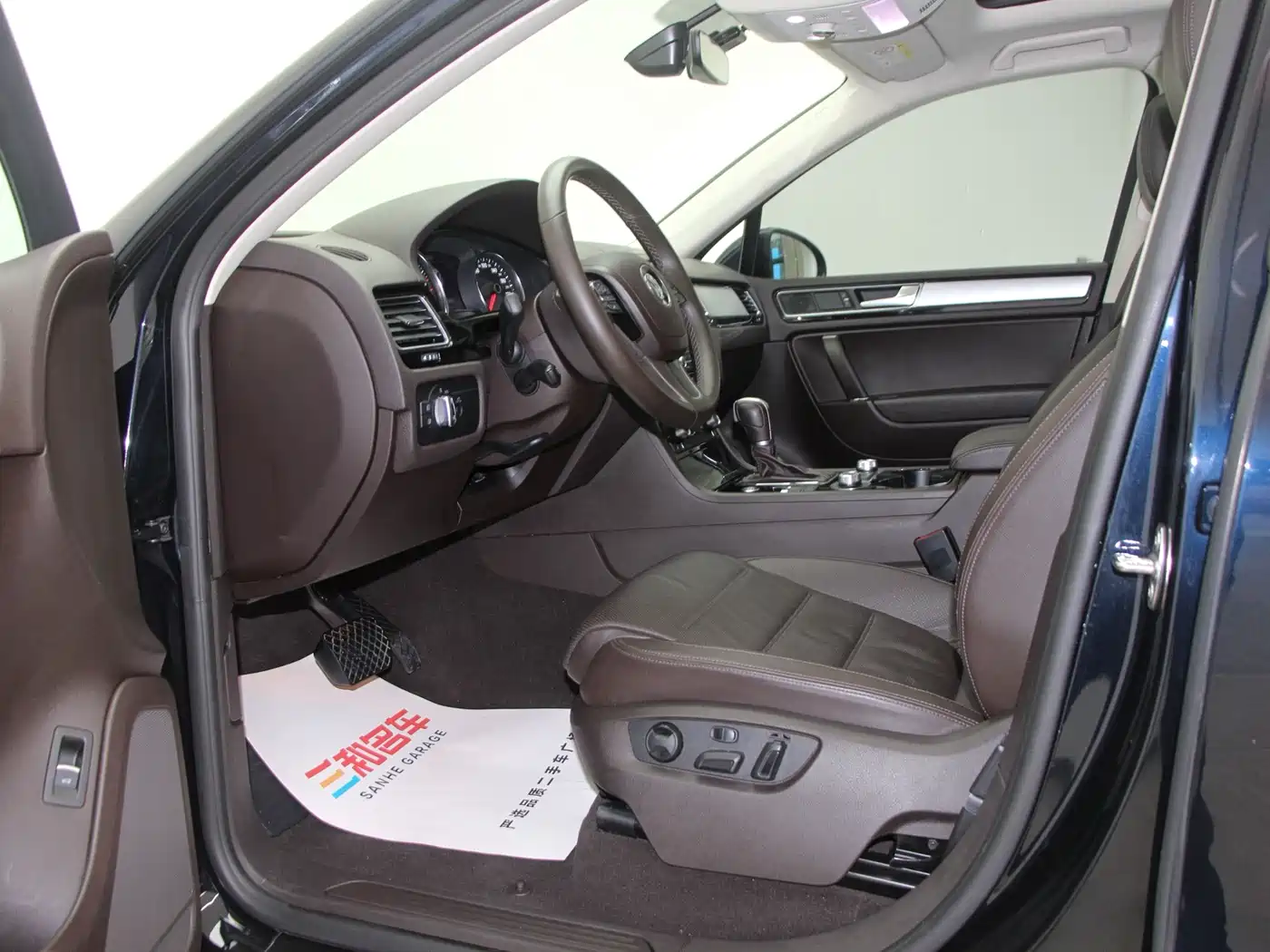 Volkswagen Touareg 2017 3.0TSI Explorer Edition 7