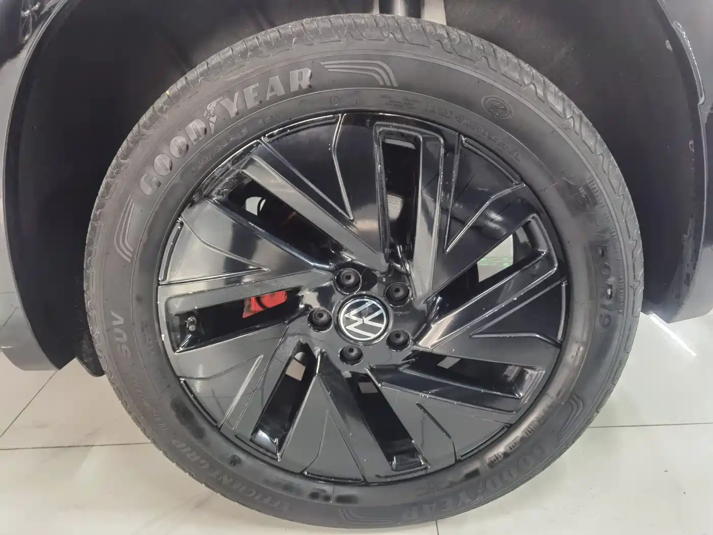 Volkswagen Tayron 2023 380TSI 4WD R-Line High-Performance Edition фото 23