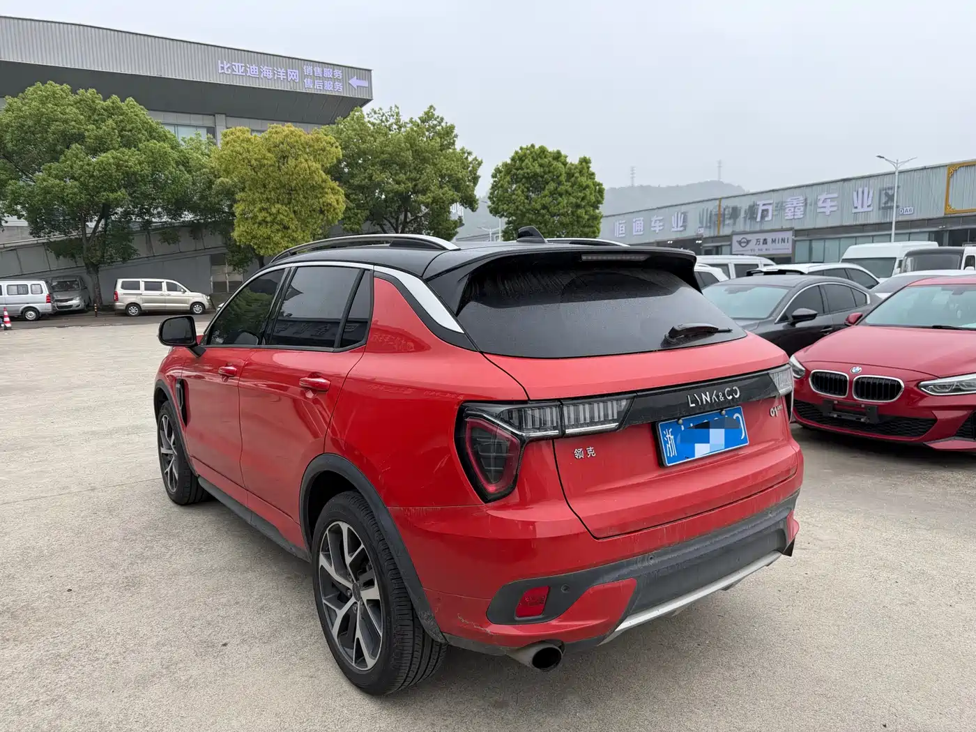 Lynk & Co 01 2017 2.0T AWD Pro фото 7