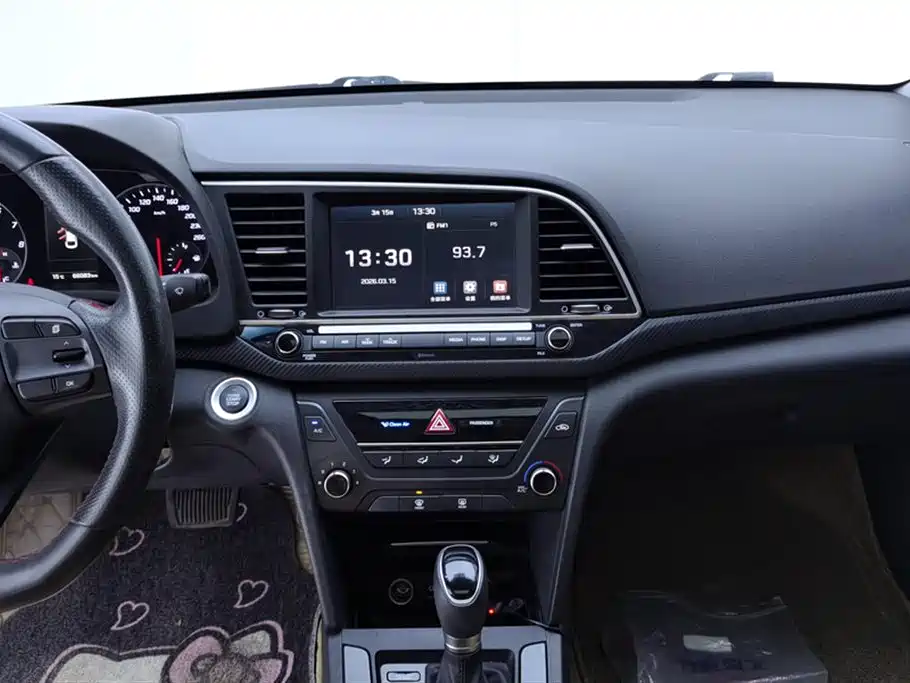 Hyundai Elantra 2018 1.4T DCT Dynamic·Vitality Model фото 13