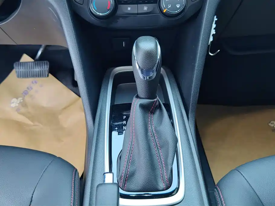 Chevrolet Monza 2022 Mild Hybrid RS 330T Automatic Comfort Edition фото 16