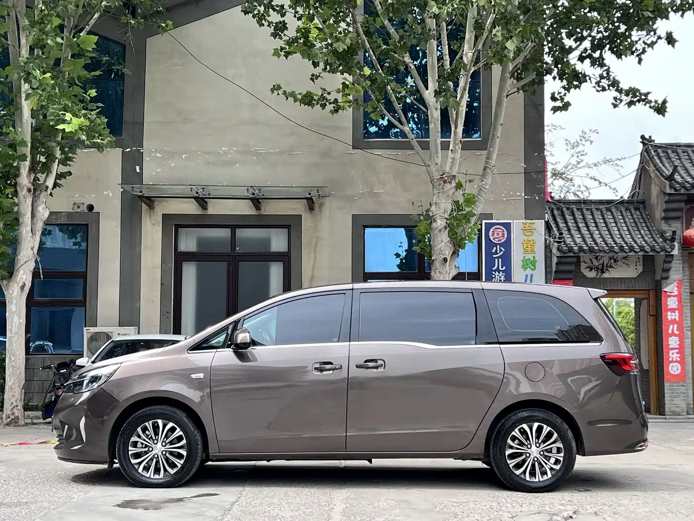 Buick GL8 2022 Land Business Class 652T Luxury фото 22