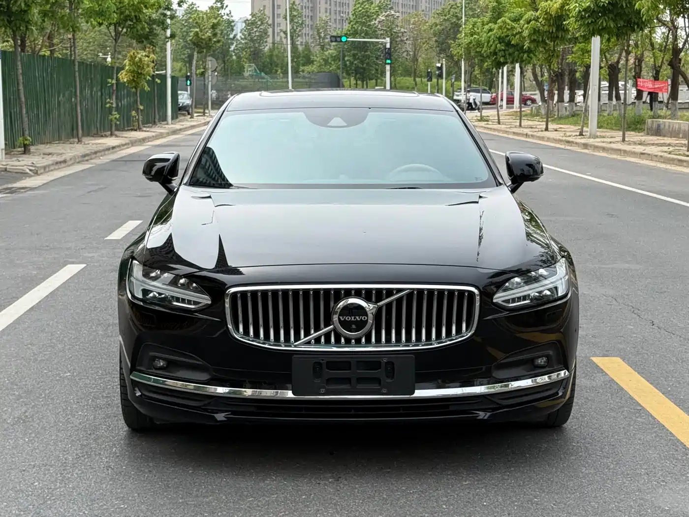 Volvo S90 2021 B5 Elegance Luxury Edition фото 2
