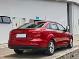 Фото 6 - Ford Focus